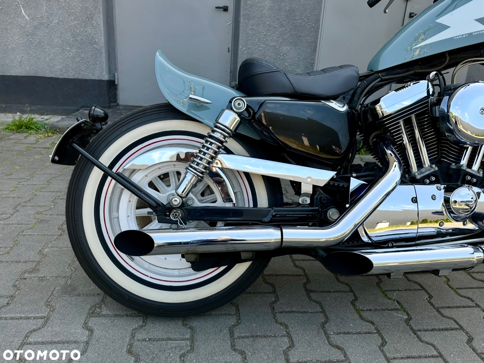 Harley-Davidson Sportster Custom 1200C - 3