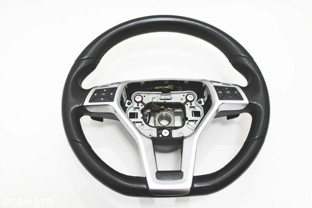 Kierownica sportowa AMG łopatki OE Mercedes CLS W218 C218 A1724604203 W207