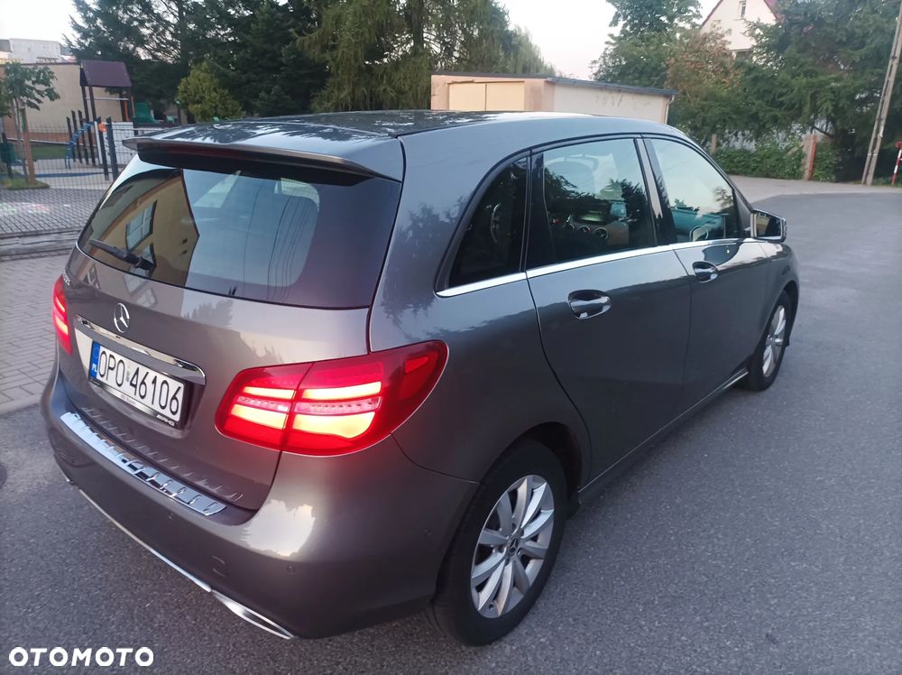 Mercedes-Benz Klasa B 180 (CDI) d 7G-DCT Urban - 7