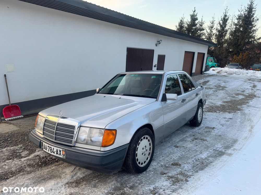 Mercedes-Benz W124 (1984-1993) - 8