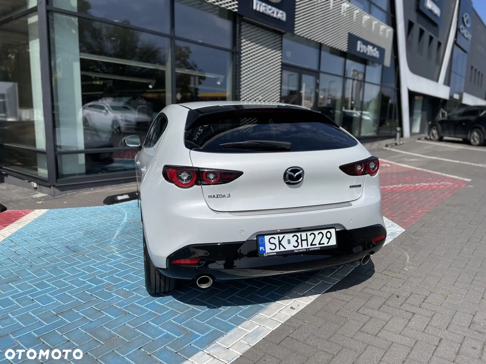 Mazda 3 - 8