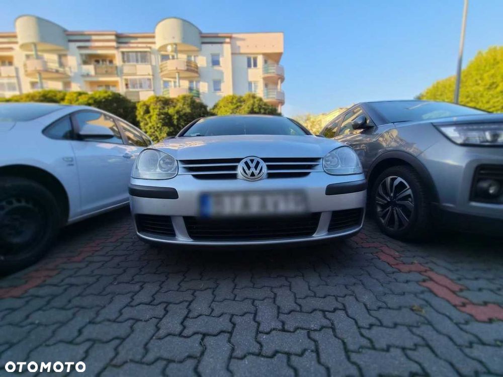 Volkswagen Golf - 3