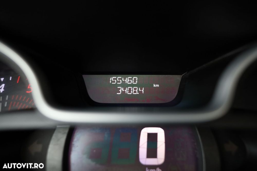 Renault Trafic L2H2 - 21