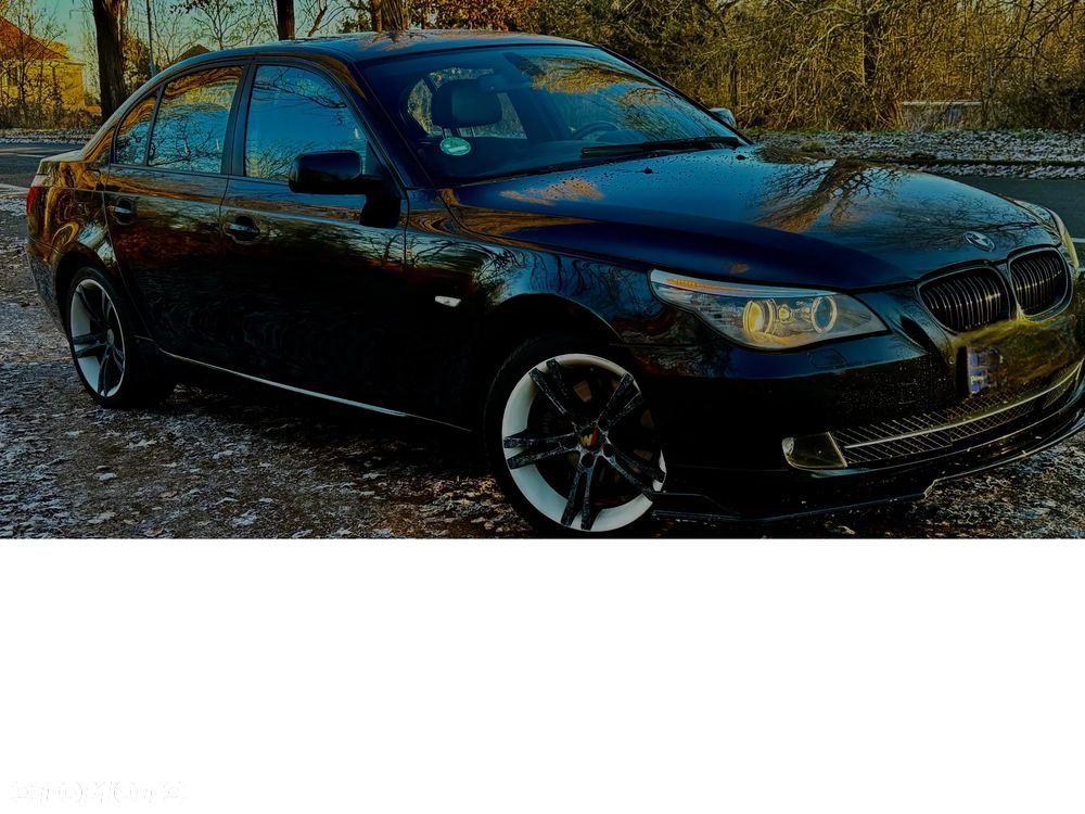 BMW Seria 5 ver-520i-edition-exclusive - 15