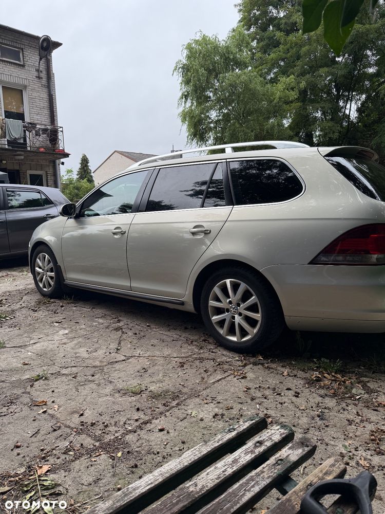 Volkswagen Golf 1.6 TDI DPF DSG Highline - 4