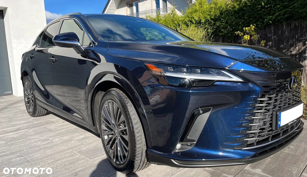 Lexus RX 350h Omotenashi - 15