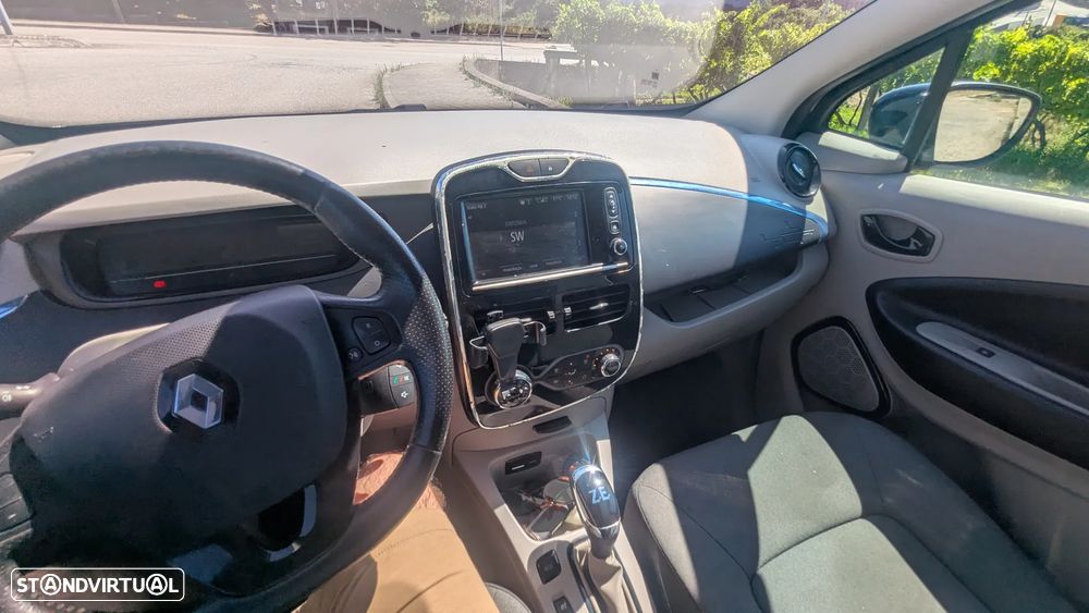 Renault Zoe (c/ Bateria) 22 kwh Life - 5