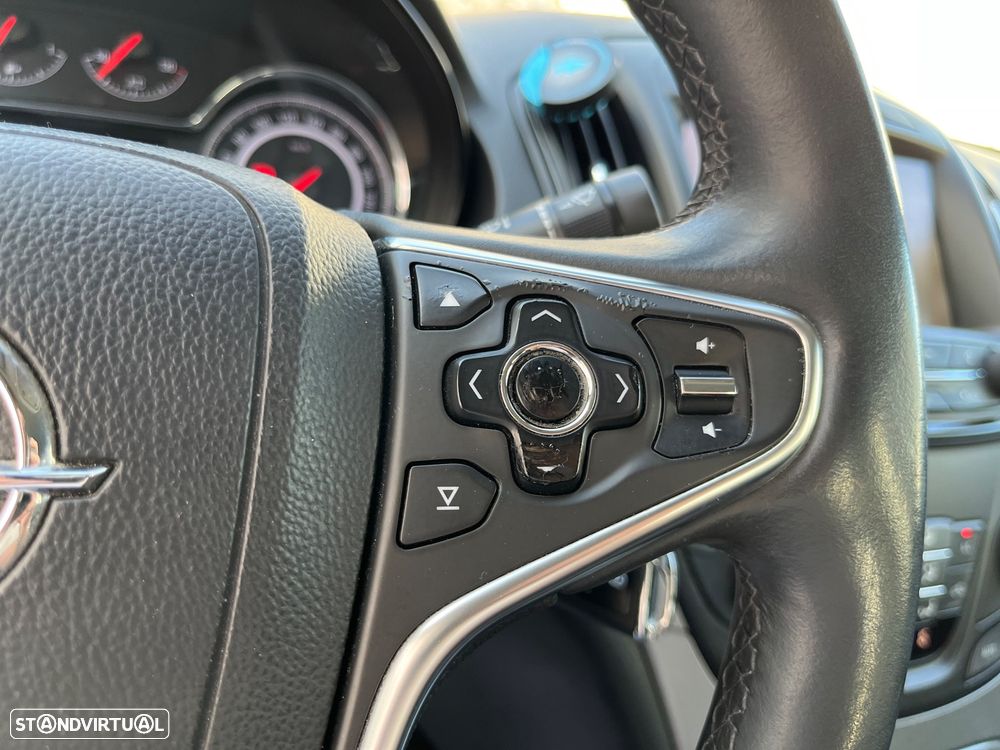 Opel Insignia 2.0 CDTI executive S/S - 45