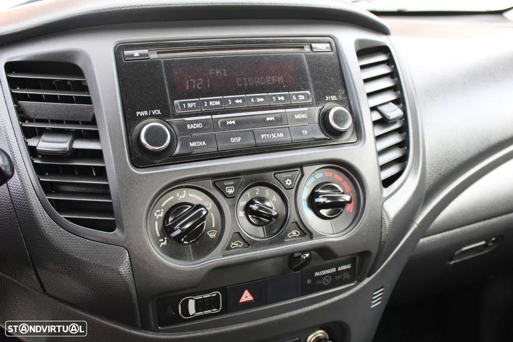 Mitsubishi L200 2.3 DI-D Space Cab Invite 4WD - 22