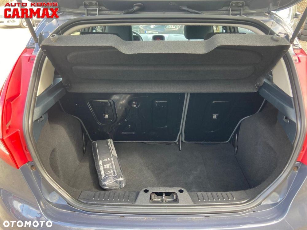 Ford Fiesta - 11