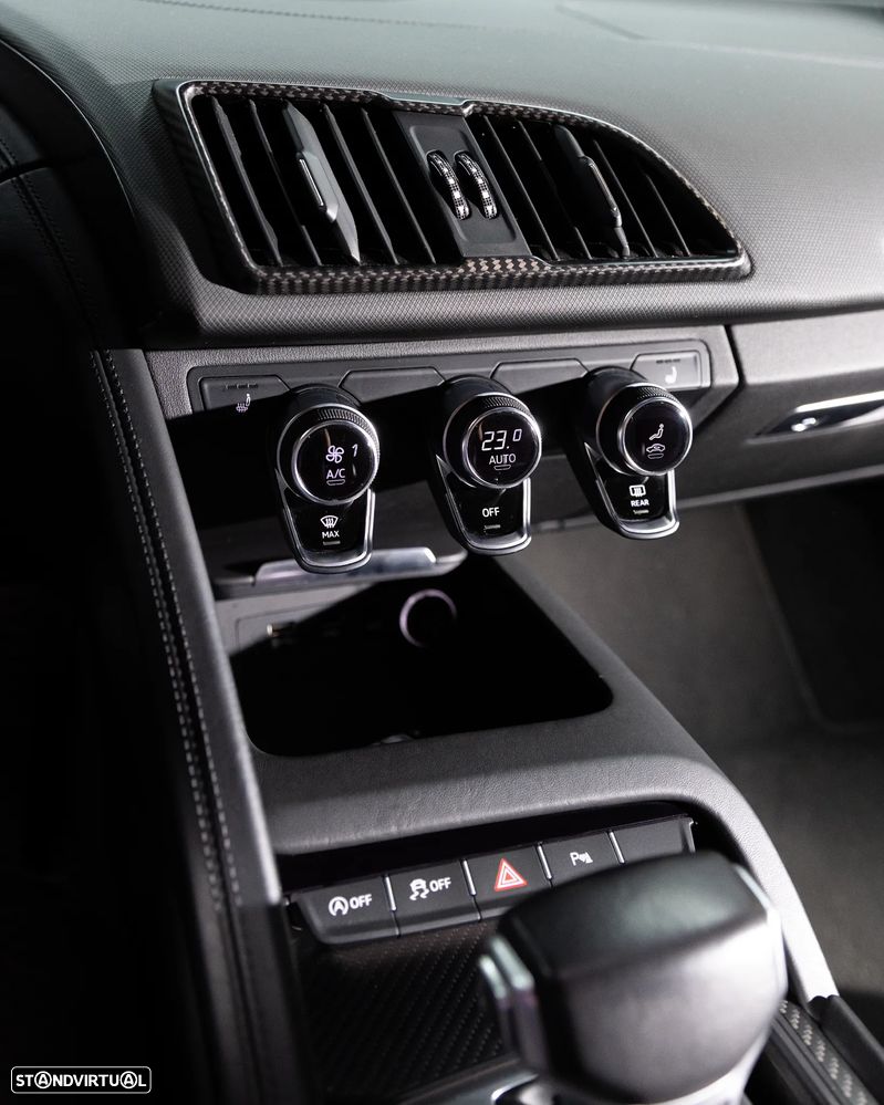 Audi R8 Coupé V10 plus 5.2 FSI quattro S tronic - 17