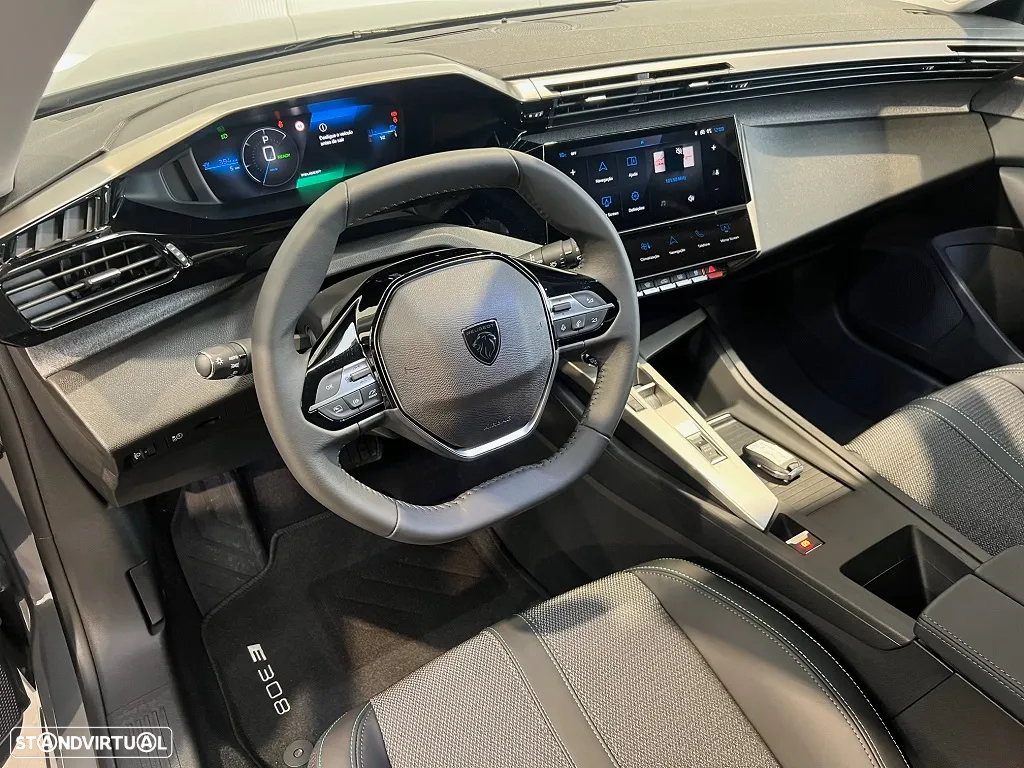 Peugeot e-308 54 kWh Allure - 11