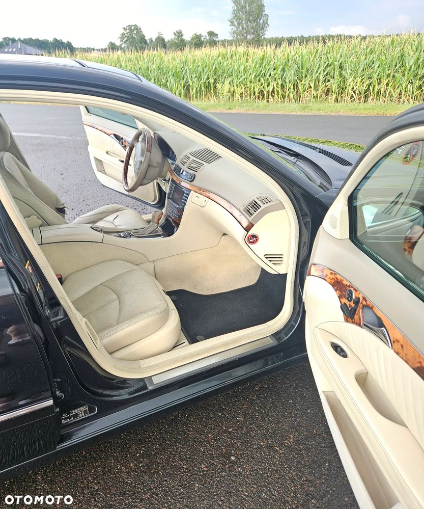 Mercedes-Benz Klasa E 500 4-Matic Elegance - 13