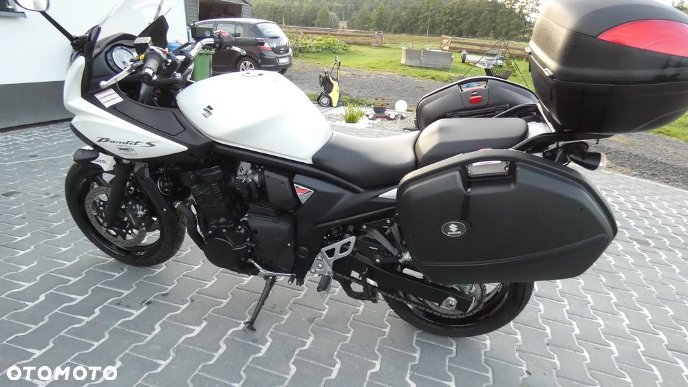 Suzuki Bandit - 8
