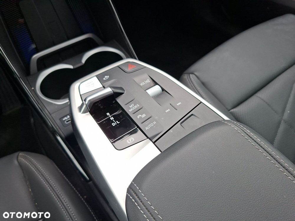 BMW X1 sDrive18i xLine sport - 17