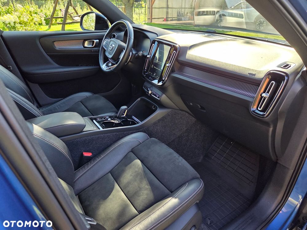 Volvo XC 40 T5 AWD R-Design - 27