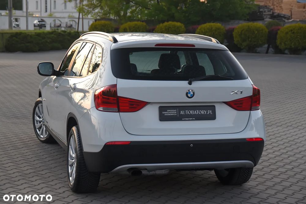 BMW X1 sDrive18i - 14