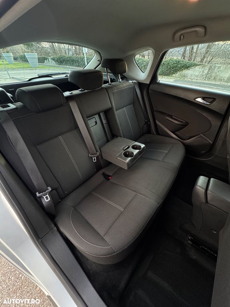 Opel Astra 1.7 CDTI DPF Sport - 17