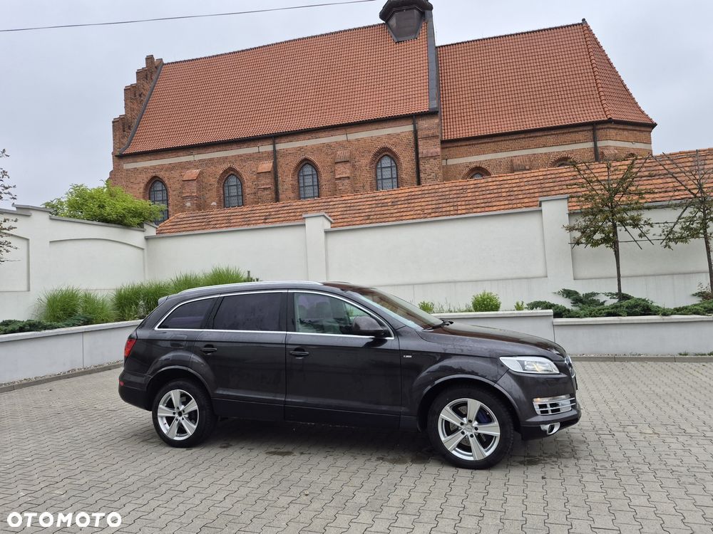 Audi Q7 - 4