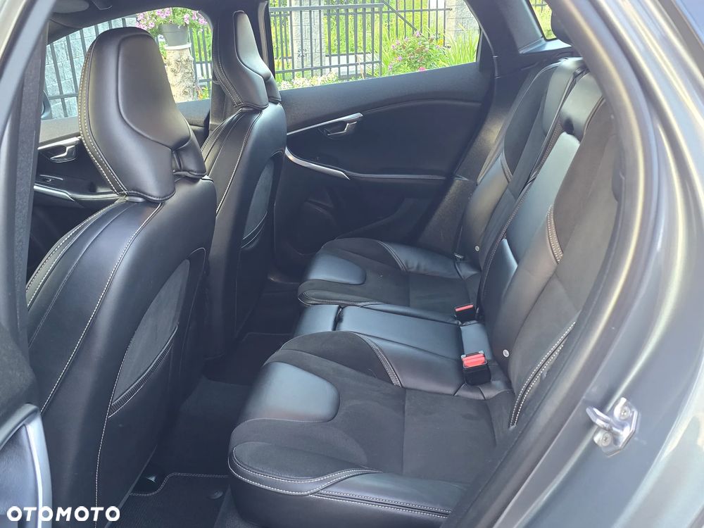 Volvo V40 D2 RDesign - 22