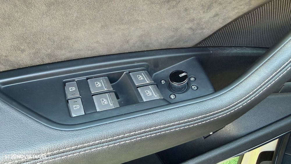 Audi e-tron 55 quattro S line - 48