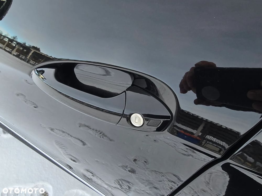 Mercedes-Benz Klasa E 200 CGI BlueEFFICIENCY 7G-TRONIC Avantgarde - 14