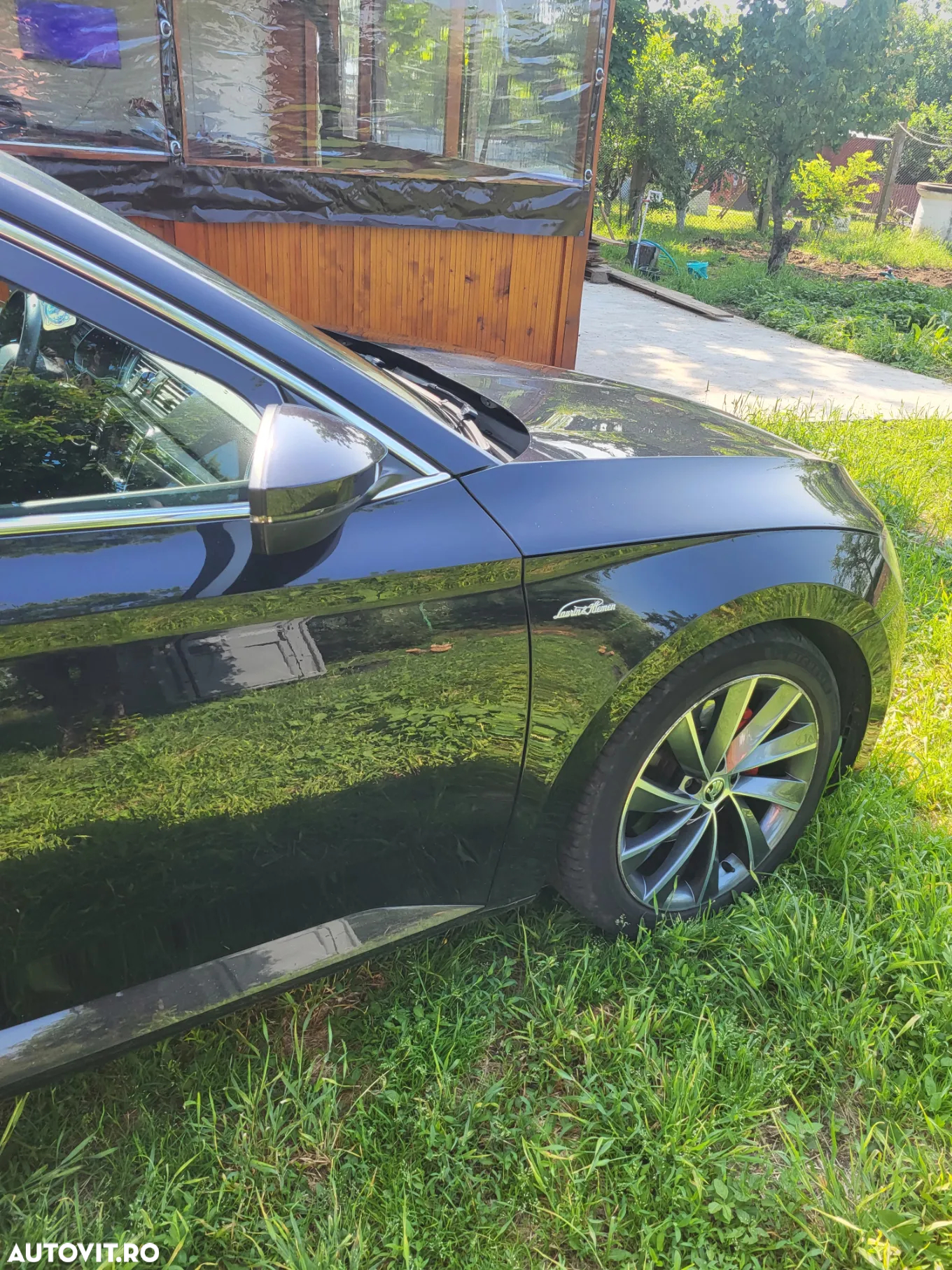 Skoda Superb 2.0 TDI DSG L&K - 6