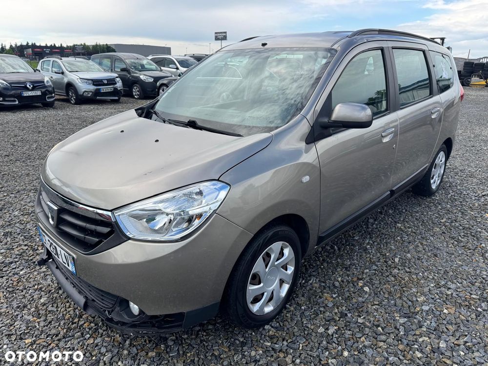 Dacia Lodgy dCi 110 Celebration - 3