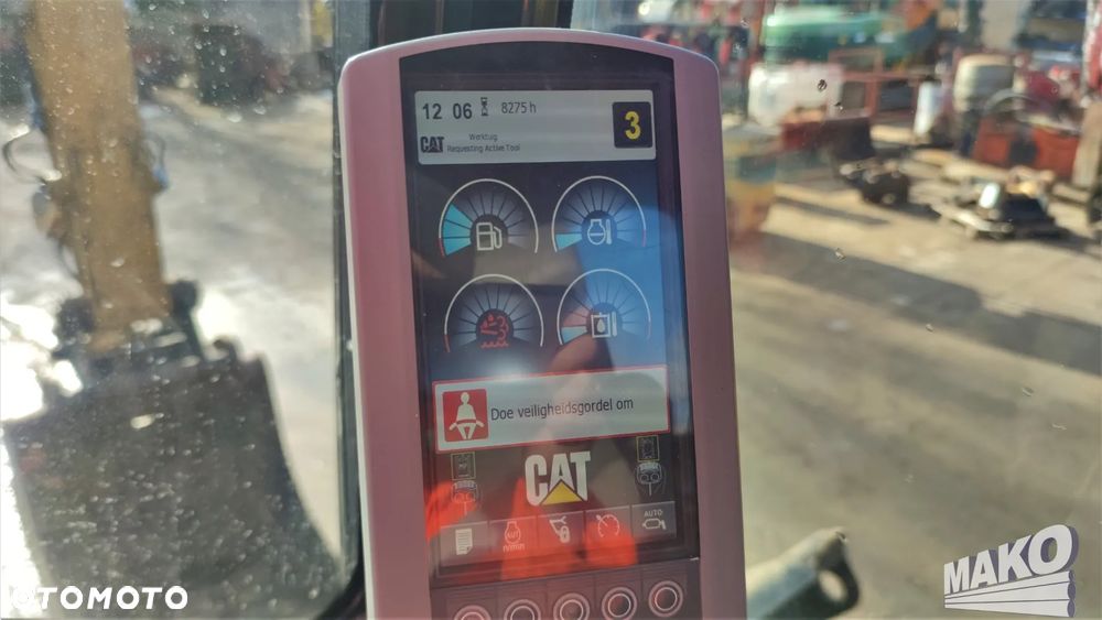 Caterpillar M313D - 12