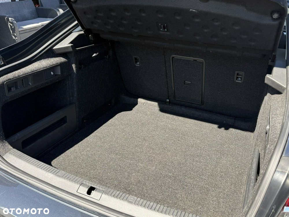 Skoda Superb 1.5 TSI Style DSG - 35