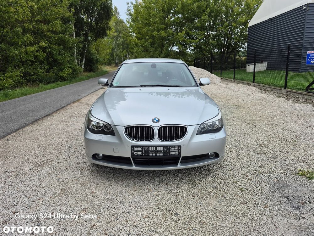 BMW Seria 5 523i - 2