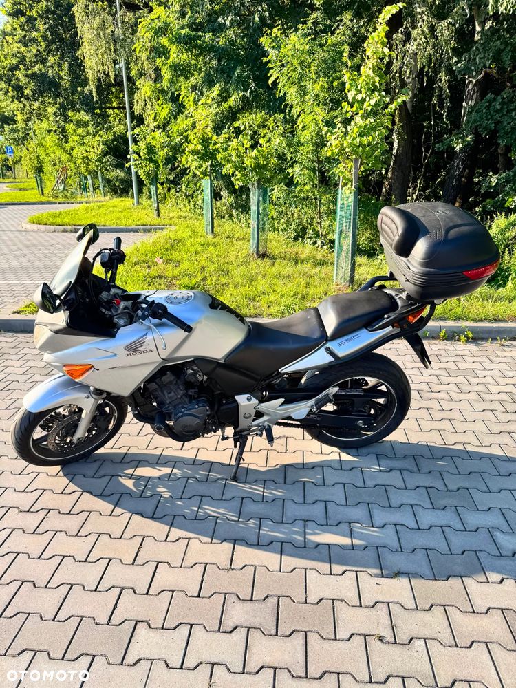 Honda CBF - 2