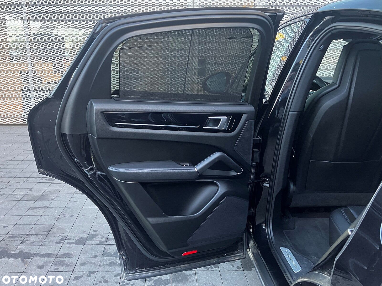 Porsche Cayenne - 24