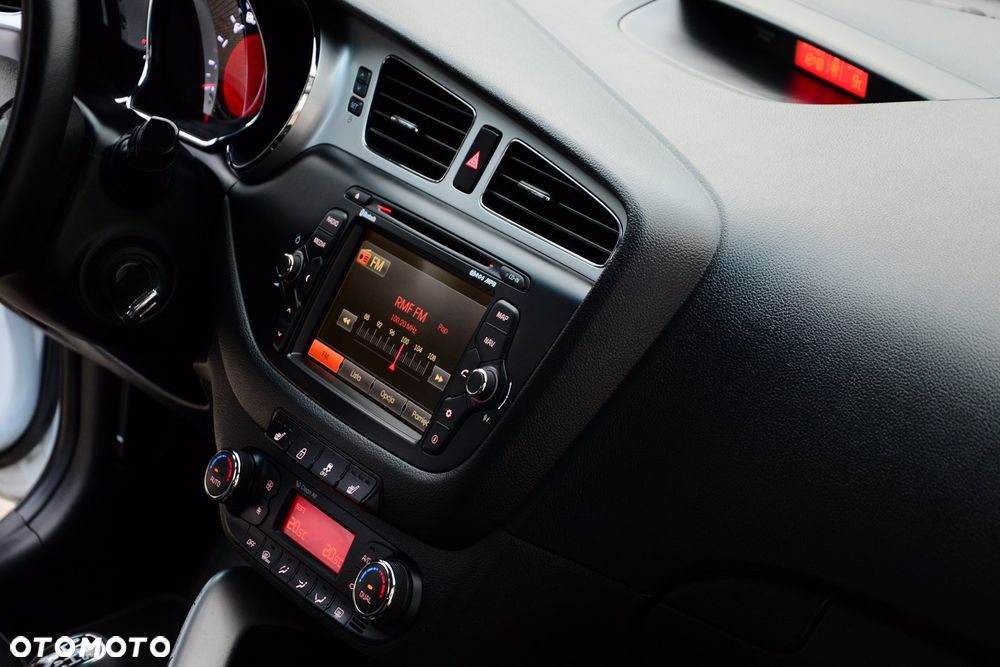 Kia Ceed - 29