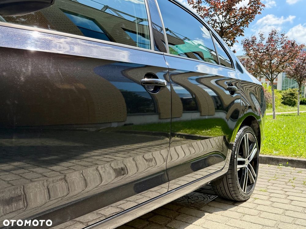 Skoda RAPID Spb 1.4 TSI Ambition DSG - 19