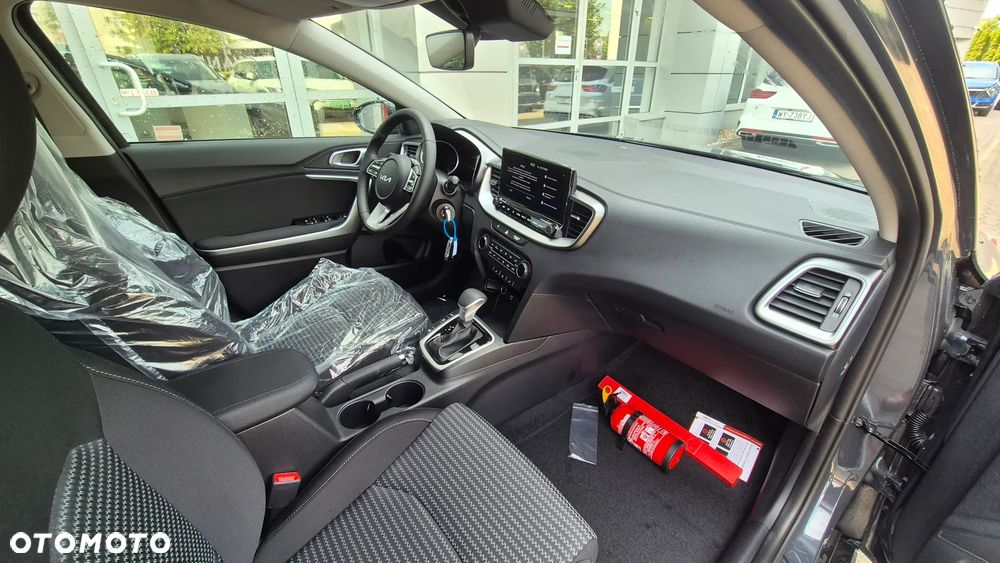 Kia XCeed 1.6 T-GDI M DCT - 16