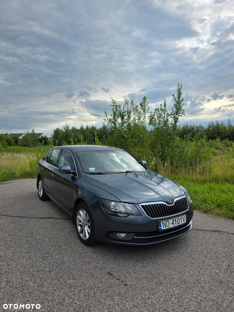 Skoda Superb 2.0 TDI Ambition - 3