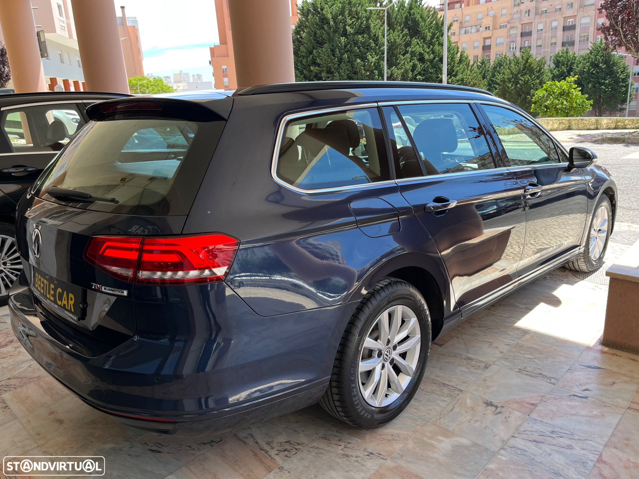 VW Passat Variant 1.6 TDI Confortline - 12