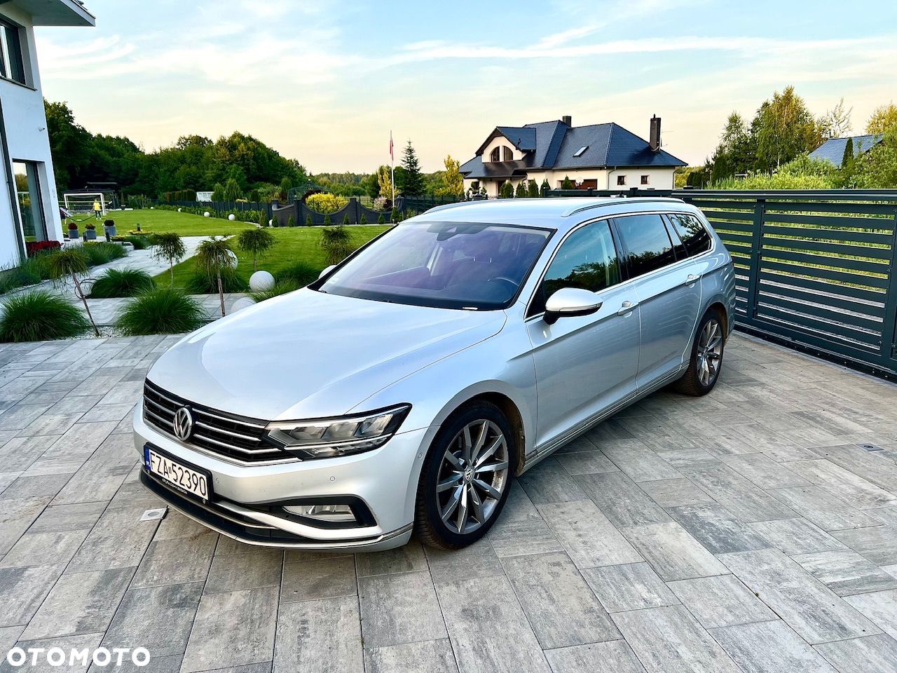 Volkswagen Passat 2.0 TDI 4Mot Elegance DSG - 1