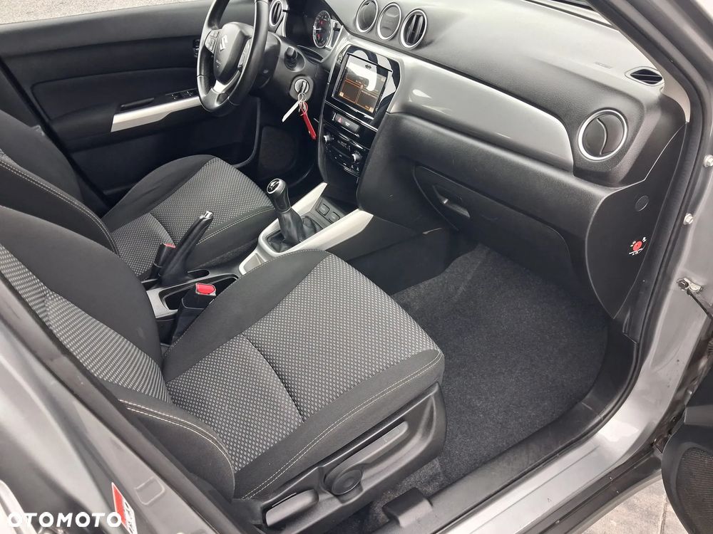 Suzuki Vitara 1.6 (4x2) Comfort+ - 21