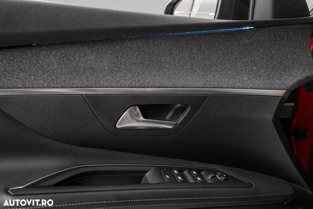 Peugeot 3008 1.5 BlueHDI S&S EAT8 Allure - 23