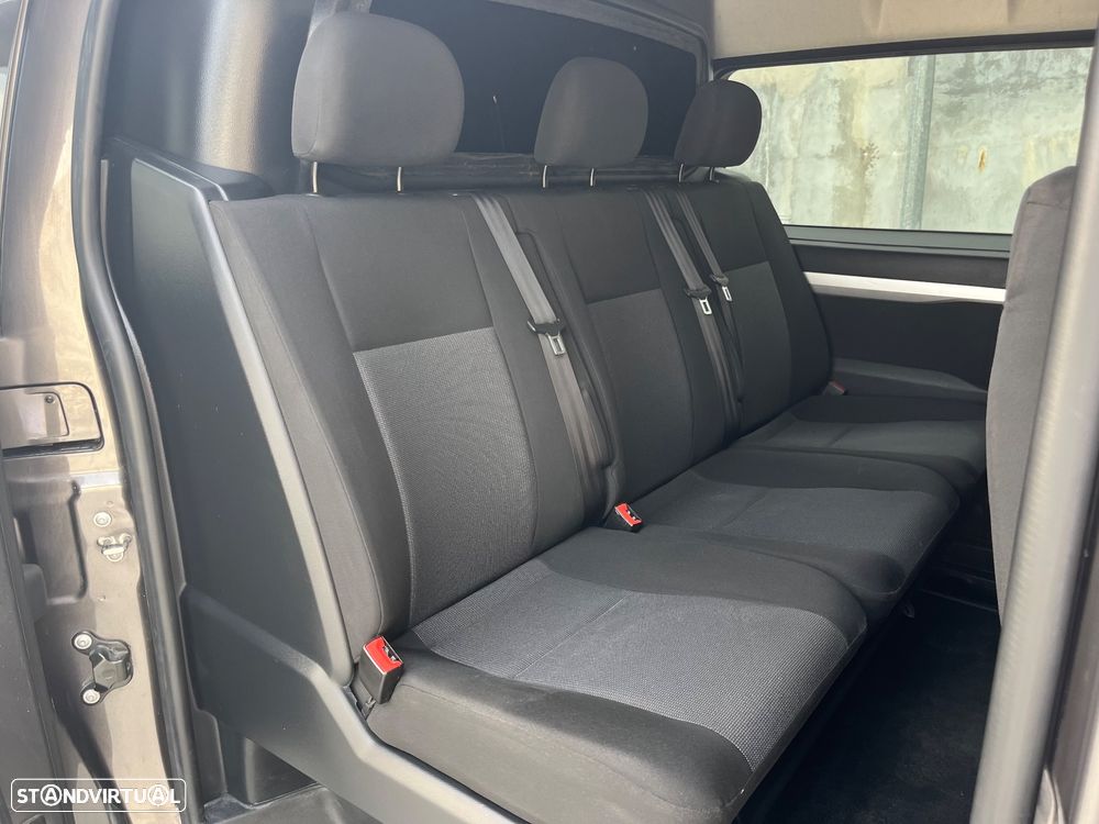 Opel Vivaro 2.0 CDTI 6 lugares Versão Longa - 31