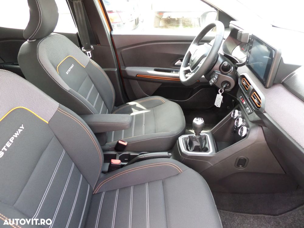 Dacia Sandero Stepway ECO-G 100 MT6 Expression - 17