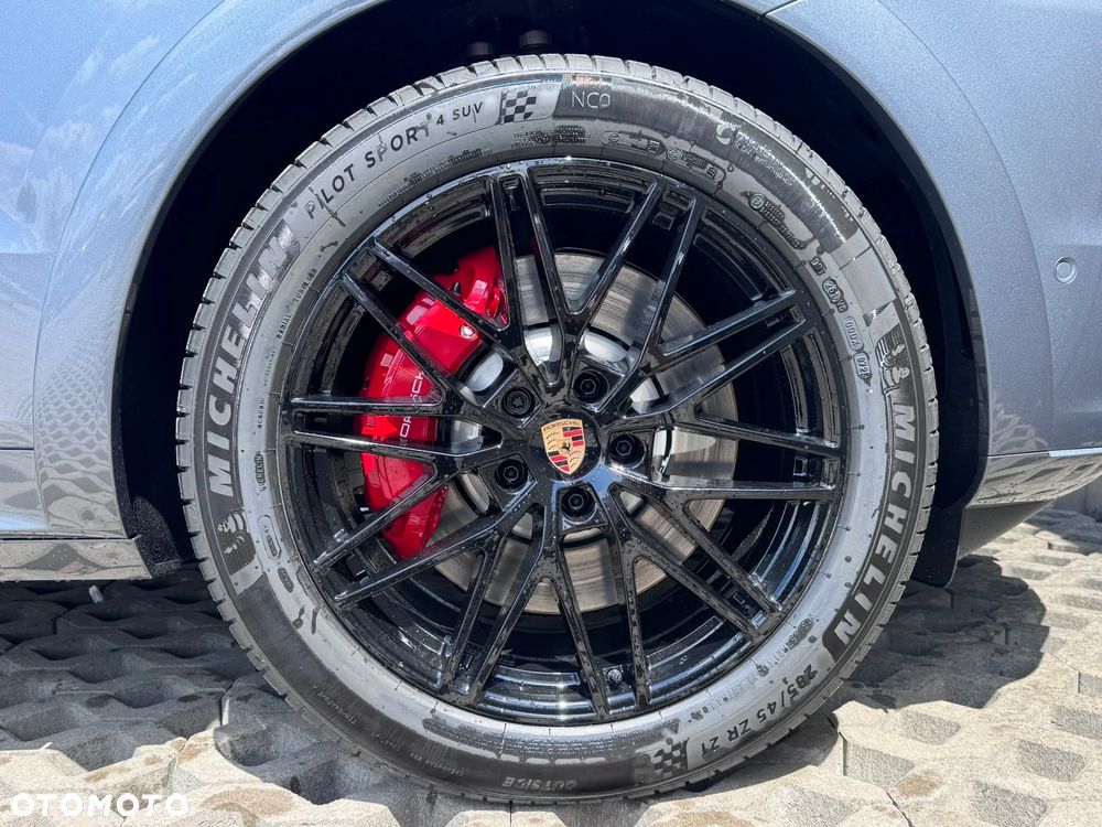 Porsche Cayenne S E-Hybrid PHEV Black Edition - 11