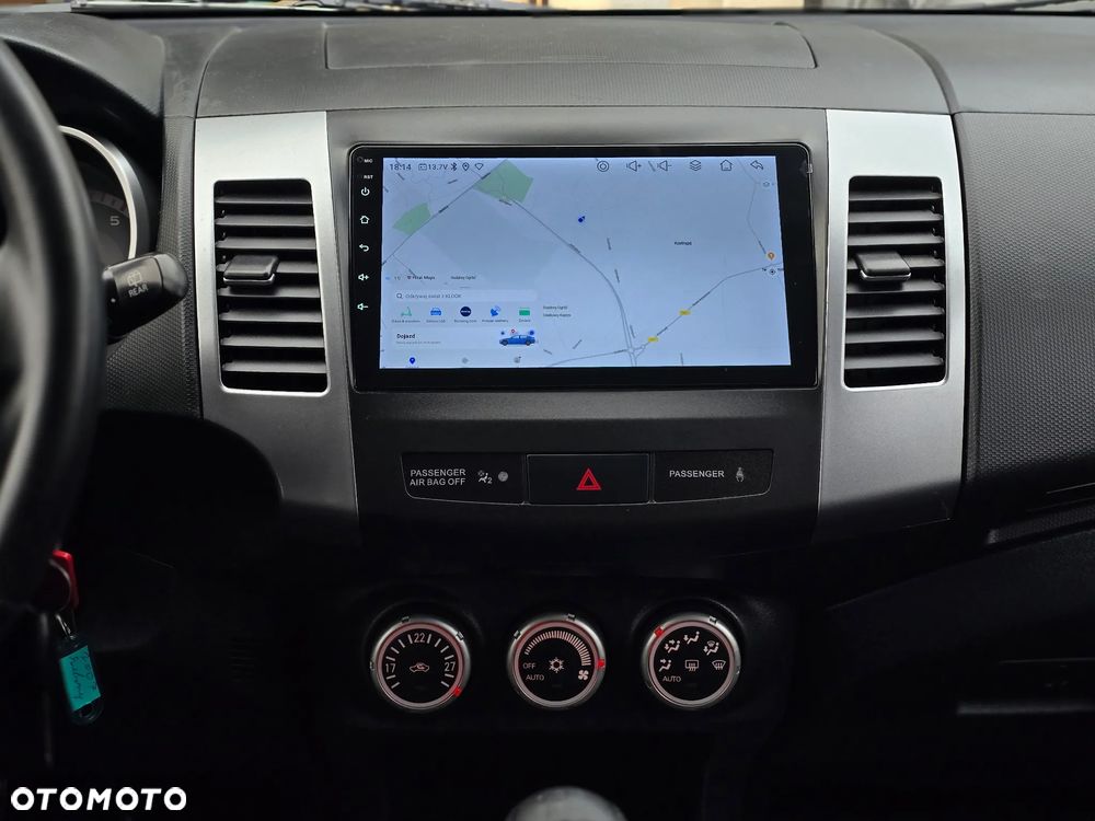 Mitsubishi Outlander - 19