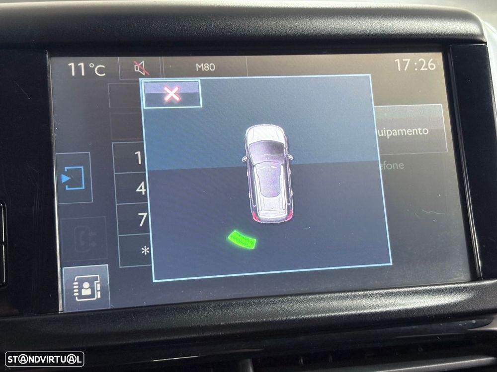 Peugeot 2008 1.2 PureTech Allure - 44