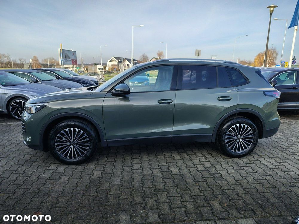 Volkswagen Tiguan - 3