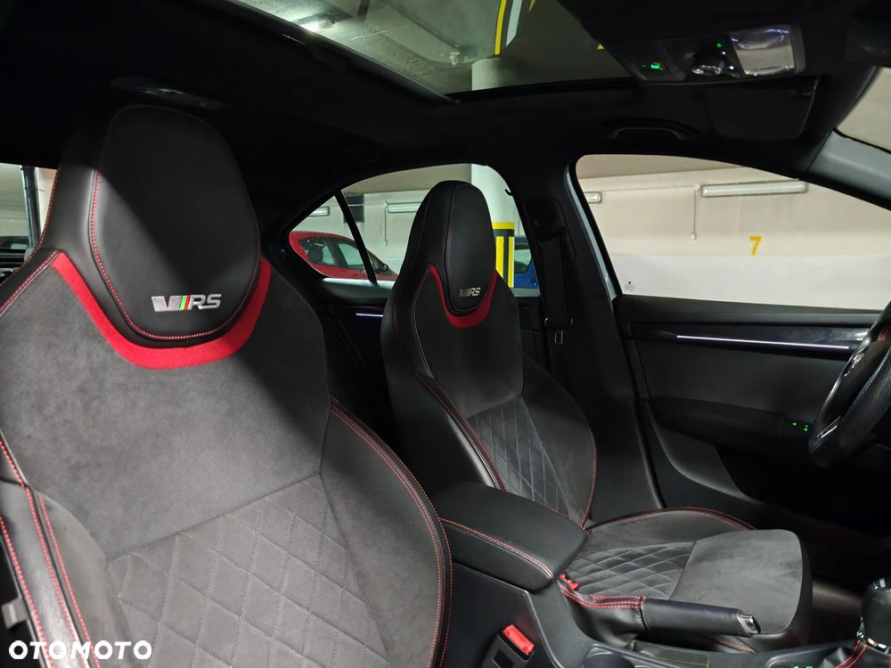 Skoda Octavia 2.0 TSI DSG RS 245 - 13