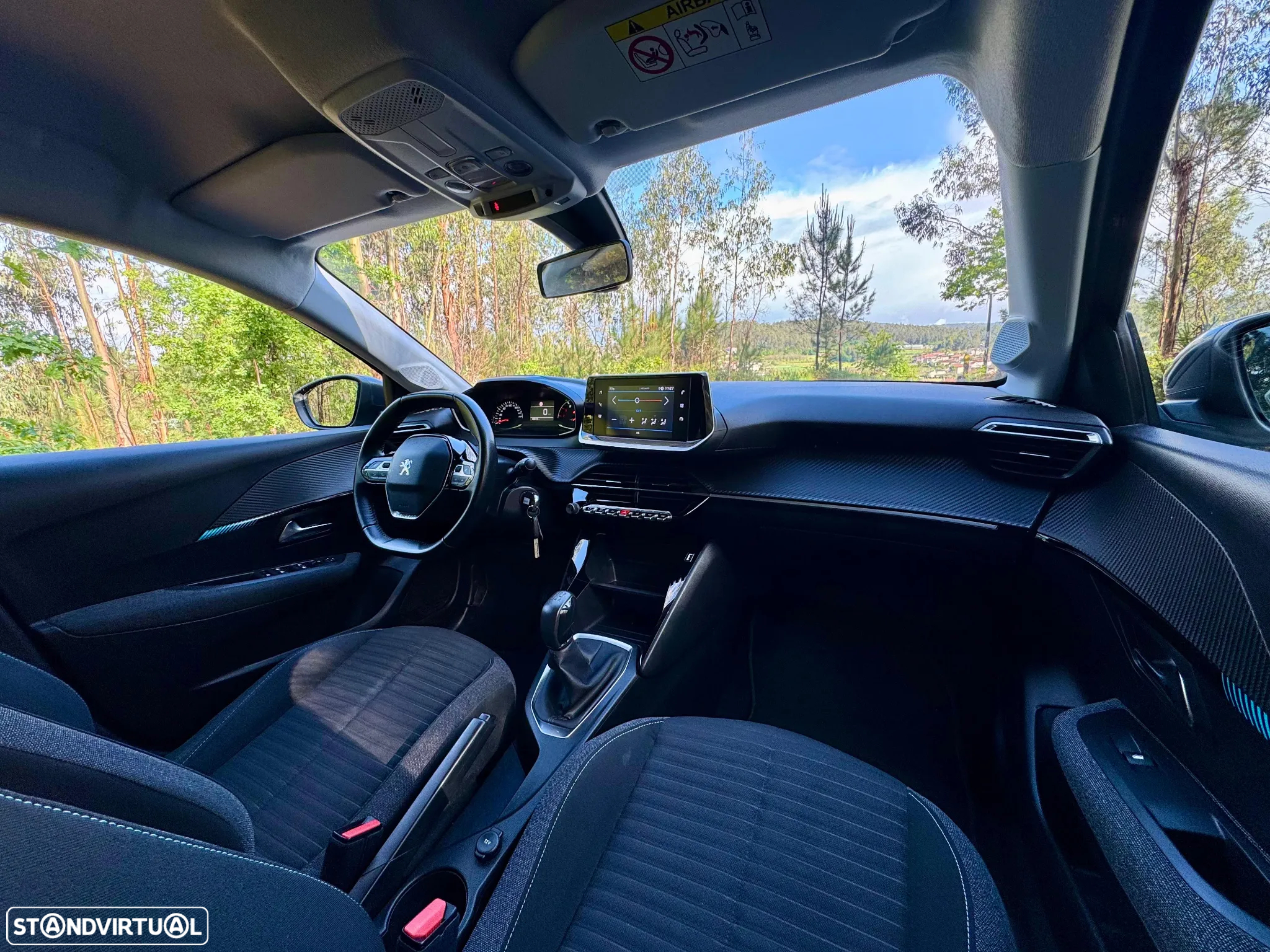 Peugeot 208 1.2 PureTech SE Style - 18