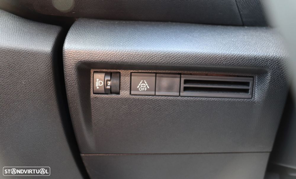 Citroën C4 1.2 PureTech Shine EAT8 - 30